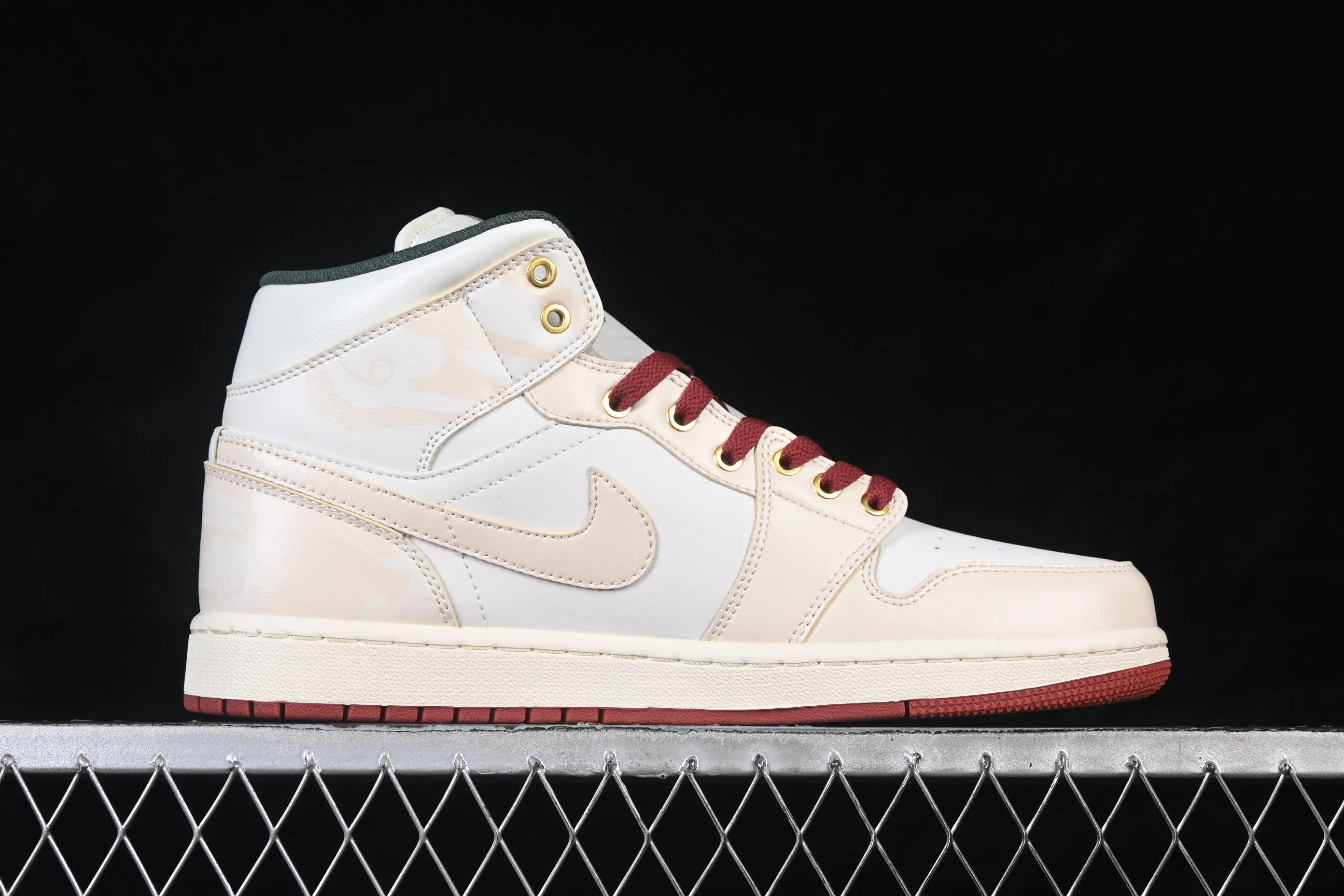 All Categories Air Jordan Jordan Series Basketball Shoes Air Jordan 1 Mid Air Jordan 1 Mid AJ1 Joe 1 Year of the Horse Limited Chinese Cultural Leisure Sneakers DQ8426-105
